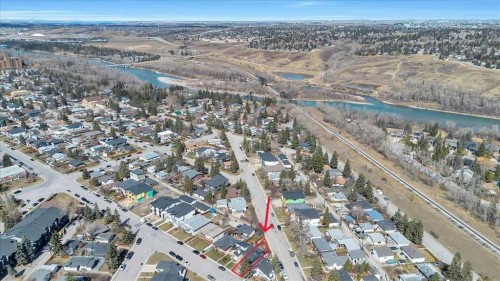 7704 46 Avenue Nw, Calgary, AB - Outdoor With View