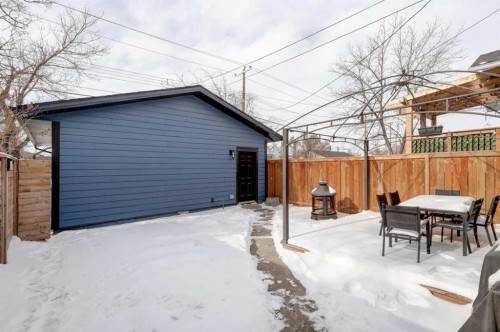 2307 15A Street Se, Calgary, AB - Outdoor