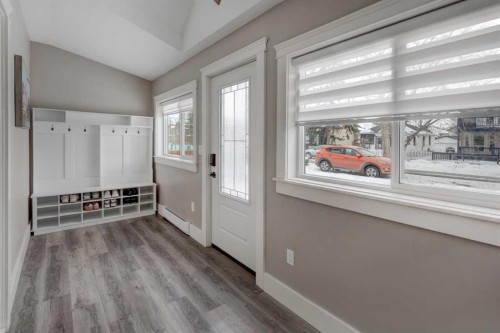 2307 15A Street Se, Calgary, AB - Indoor Photo Showing Other Room