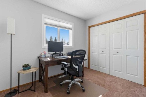 88 Sunmeadows Road Se, Calgary, AB - Indoor Photo Showing Office