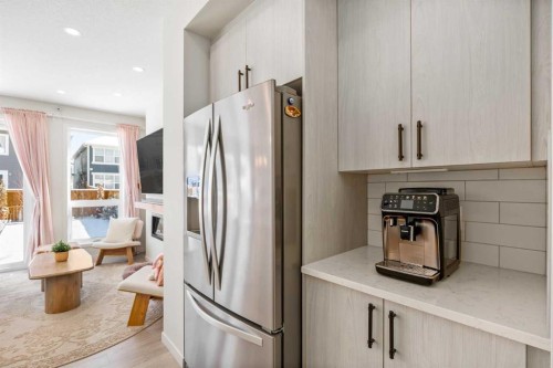 234 Magnolia Way Se, Calgary, AB - Indoor Photo Showing Kitchen With Stainless Steel Kitchen