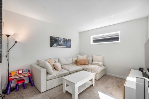 234 Magnolia Way Se, Calgary, AB - Indoor