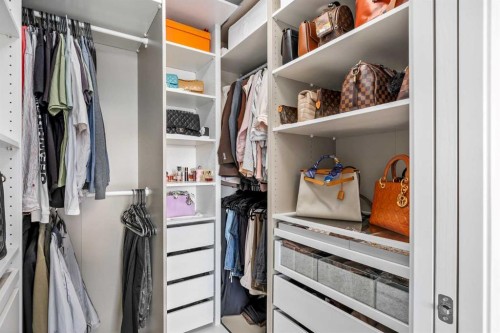 234 Magnolia Way Se, Calgary, AB - Indoor With Storage