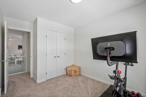 234 Magnolia Way Se, Calgary, AB - Indoor