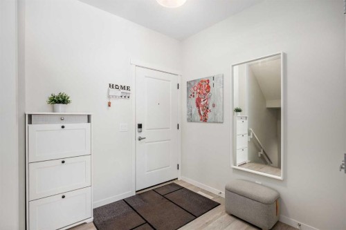 234 Magnolia Way Se, Calgary, AB - Indoor Photo Showing Other Room