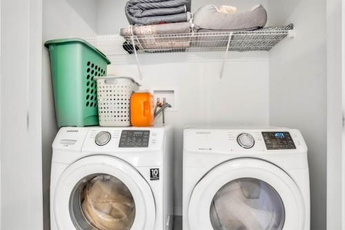 353 Walcrest View Se, Calgary, AB - Indoor Photo Showing Laundry Room