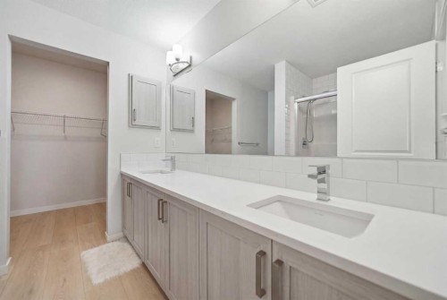 6105-20295 Seton Way Se, Calgary, AB - Indoor Photo Showing Bathroom