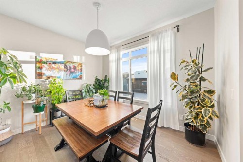 281 Waterford Boulevard, Chestermere, AB - Indoor Photo Showing Dining Room