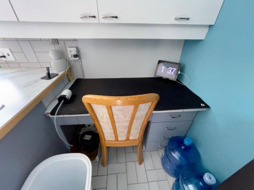 3311 Radcliffe Drive Se, Calgary, AB - Indoor