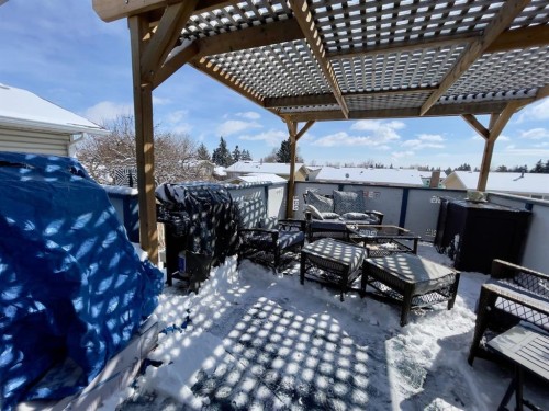 3311 Radcliffe Drive Se, Calgary, AB - Outdoor With Deck Patio Veranda