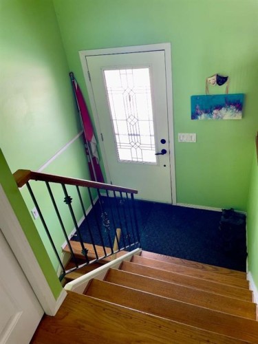 3311 Radcliffe Drive Se, Calgary, AB - Indoor Photo Showing Other Room