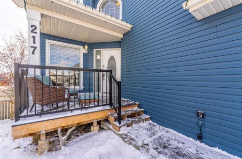 217 Bayside Place Sw, Airdrie, AB - Outdoor With Deck Patio Veranda With Exterior