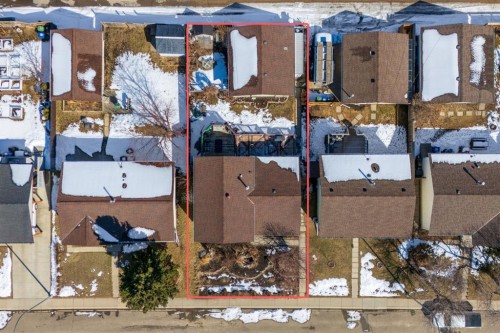 36 Alpine Crescent Se, Airdrie, AB - 