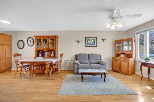 36 Alpine Crescent Se, Airdrie, AB - Indoor