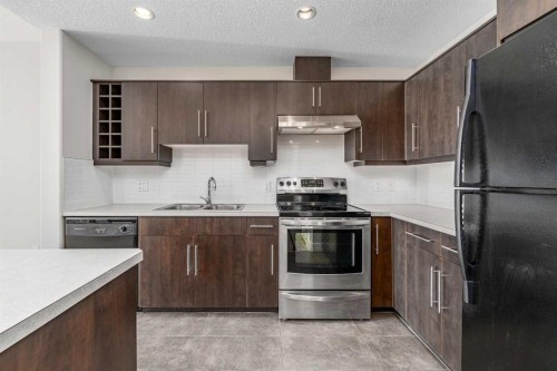 304-55 Spruce Place SW Calgary, AB T3C 3X5