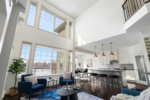 44 Cougar Ridge Green, Calgary, AB - Indoor Photo Showing Living Room