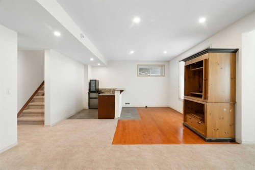 44 Cougar Ridge Green, Calgary, AB - Indoor