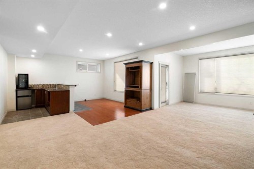 44 Cougar Ridge Green, Calgary, AB - Indoor