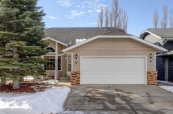 19 Everglade Drive SE Airdrie, AB T4B 2E9