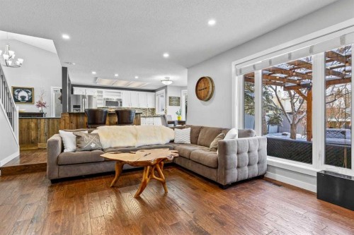 9759 Sanderling Way Nw, Calgary, AB - Indoor Photo Showing Living Room