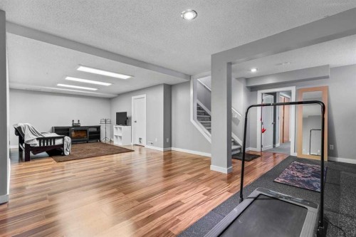 9759 Sanderling Way Nw, Calgary, AB - Indoor