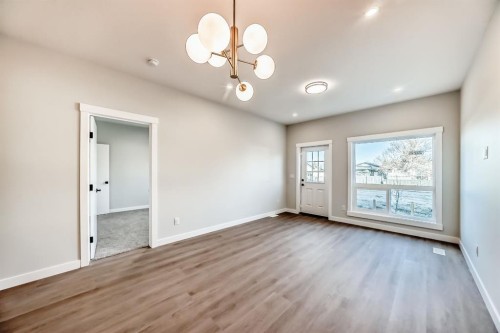 1102 Clover Close, Carstairs, AB - Indoor Photo Showing Other Room