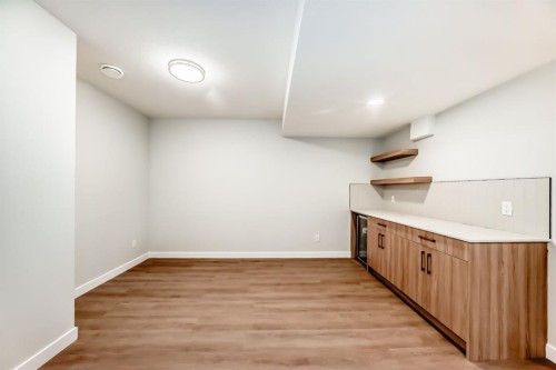 1102 Clover Close, Carstairs, AB - Indoor Photo Showing Other Room