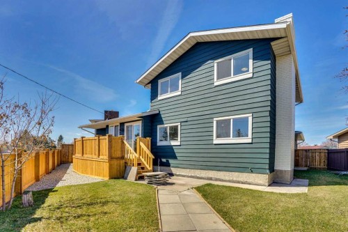 248 Madeira Place Ne, Calgary, AB - Outdoor