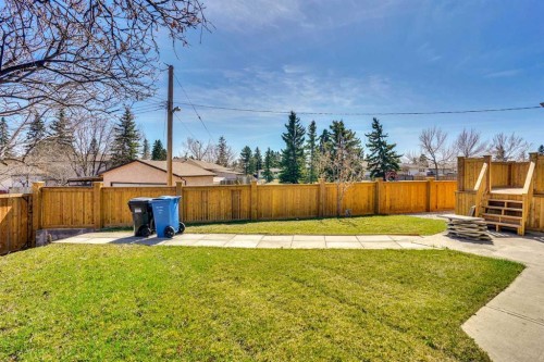 248 Madeira Place Ne, Calgary, AB - Outdoor With Backyard