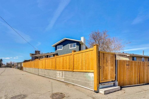 248 Madeira Place Ne, Calgary, AB - Outdoor With Exterior