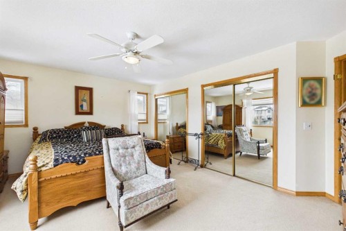 535 Cimarron Point, Okotoks, AB - Indoor Photo Showing Living Room