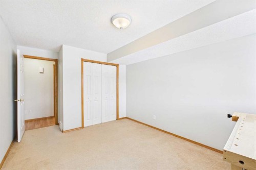 535 Cimarron Point, Okotoks, AB - Indoor Photo Showing Other Room