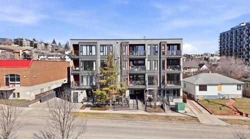 105-414 Meredith Road Ne, Calgary, AB - Outdoor With Facade