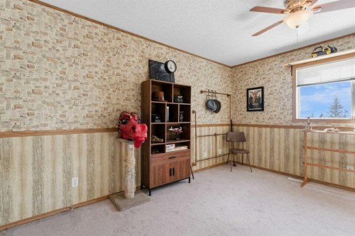 20 Covemeadow Manor Ne, Calgary, AB - Indoor Photo Showing Other Room