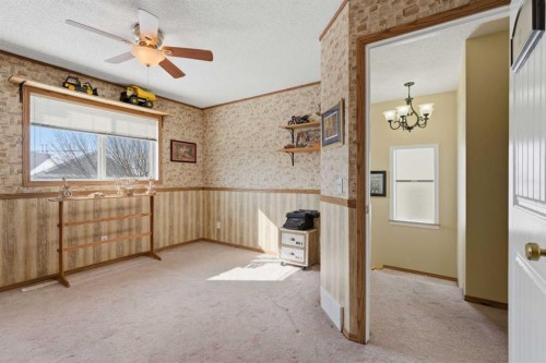 20 Covemeadow Manor Ne, Calgary, AB - Indoor Photo Showing Other Room