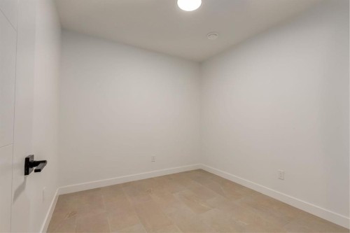 232 Red Tail Ridge Se, High River, AB - Indoor Photo Showing Other Room