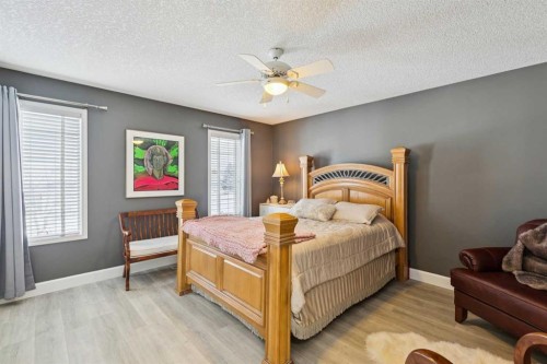 129 Mt Douglas Circle Se, Calgary, AB - Indoor Photo Showing Bedroom