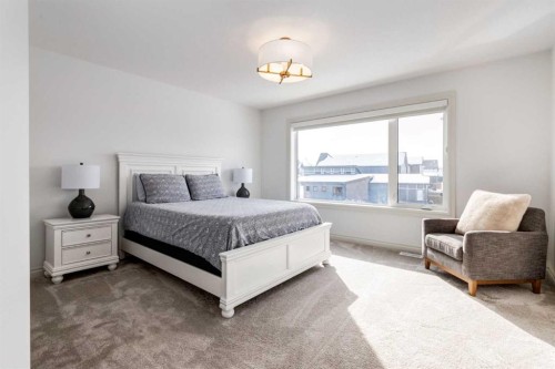 34 Rowmont Grove Nw, Calgary, AB - Indoor Photo Showing Bedroom