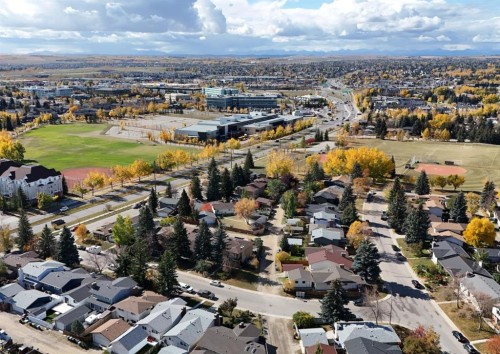 32 Midland Place Se, Calgary, AB - Outdoor With View