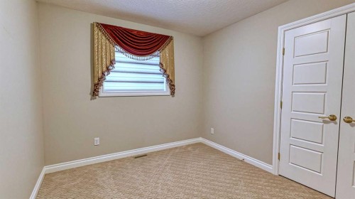 47 Saddlelake Way Ne, Calgary, AB - Indoor Photo Showing Other Room
