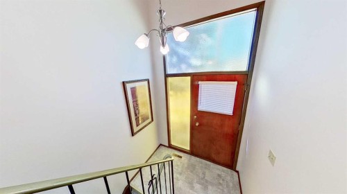 5801/5803 Dalgleish Road Nw, Calgary, AB - Indoor Photo Showing Other Room