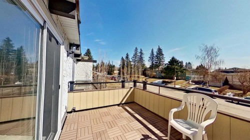 5801/5803 Dalgleish Road Nw, Calgary, AB - Outdoor With Balcony