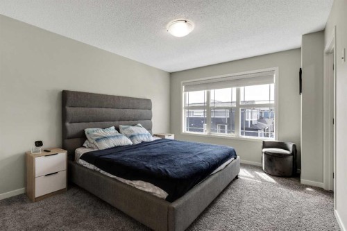 46 Creekstone Path Sw, Calgary, AB - Indoor Photo Showing Bedroom