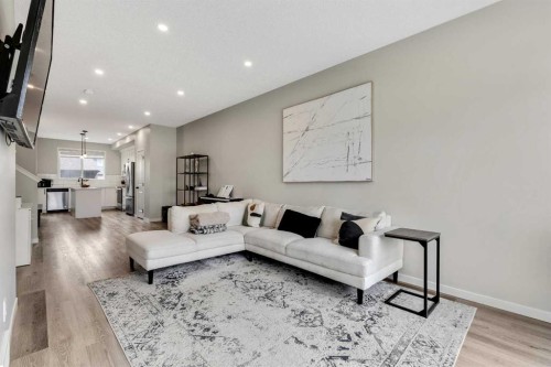 46 Creekstone Path Sw, Calgary, AB - Indoor Photo Showing Living Room