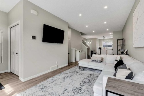 46 Creekstone Path Sw, Calgary, AB - Indoor Photo Showing Living Room