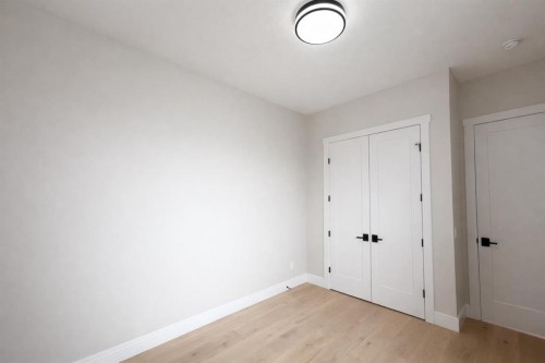 852 Dawson Point, Chestermere, AB - Indoor Photo Showing Other Room