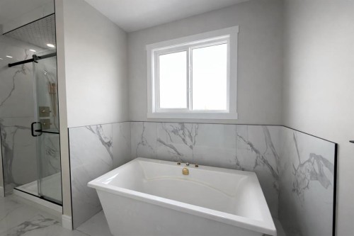 852 Dawson Point, Chestermere, AB - Indoor Photo Showing Bathroom