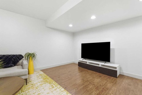 54 Wentworth Common Sw, Calgary, AB - Indoor