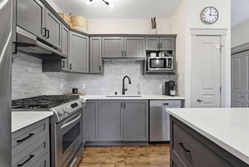 54 Wentworth Common Sw, Calgary, AB - Indoor Photo Showing Kitchen With Upgraded Kitchen