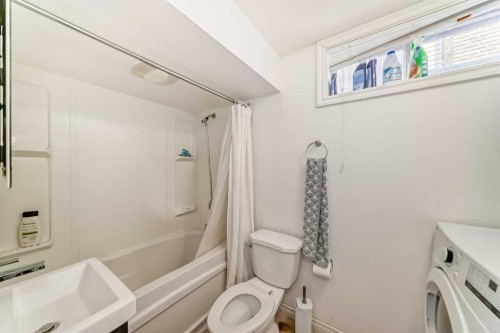 3803 49 Street Ne, Calgary, AB - Indoor